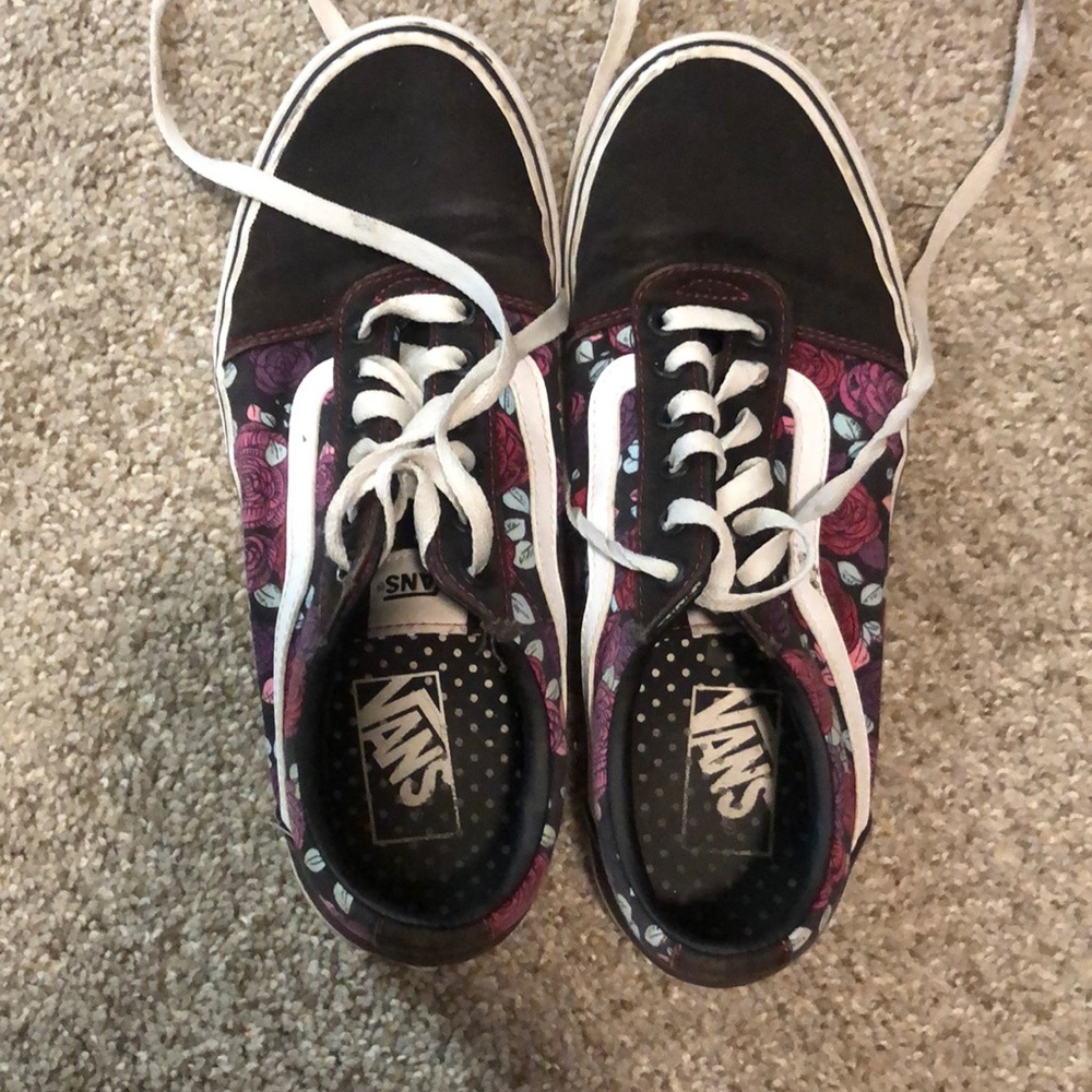 Vans!!
